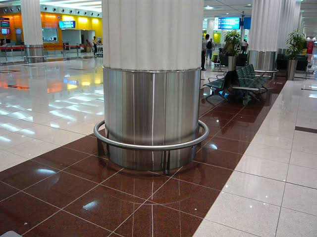 Stainless Column with Guard Rail